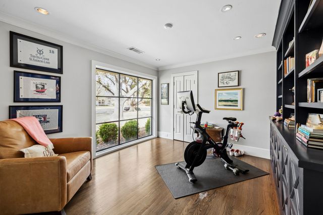 7114 Azalea Lane, Dallas, TX 75230