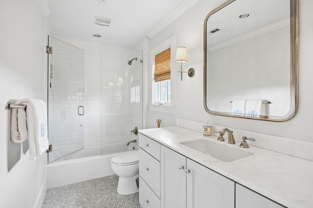 7114 Azalea Lane, Dallas, TX 75230