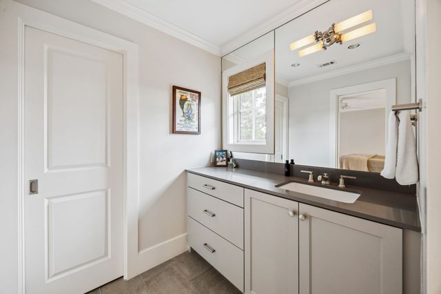 7114 Azalea Lane, Dallas, TX 75230