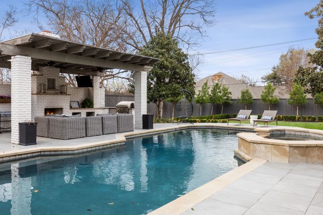 7114 Azalea Lane, Dallas, TX 75230