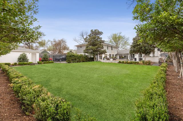 7114 Azalea Lane, Dallas, TX 75230