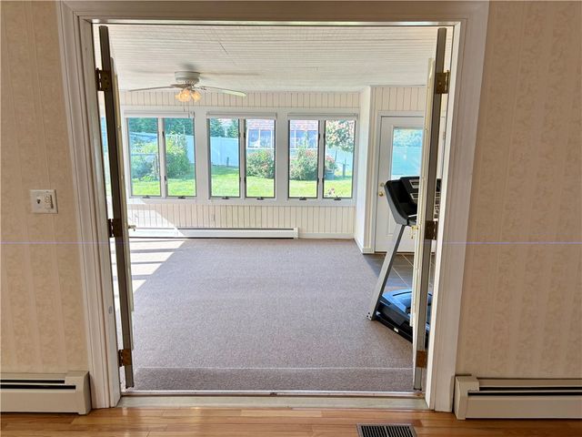 55 Nightingale Avenue, Warwick, RI 02889