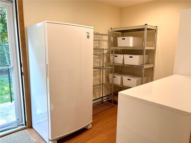 55 Nightingale Avenue, Warwick, RI 02889