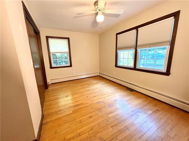 55 Nightingale Avenue, Warwick, RI 02889