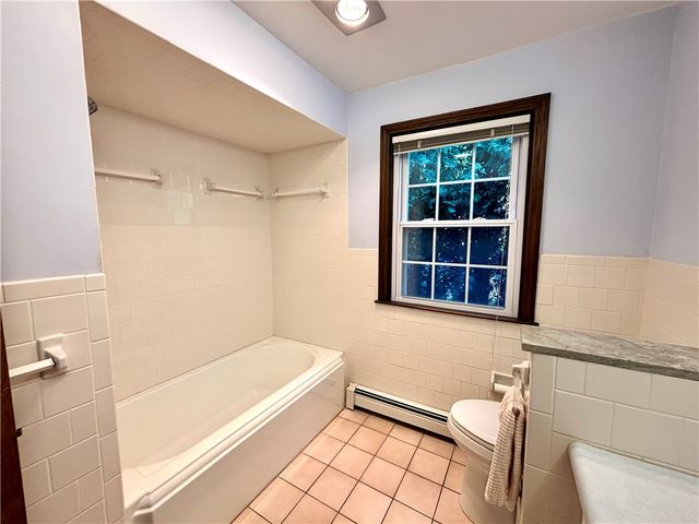 55 Nightingale Avenue, Warwick, RI 02889