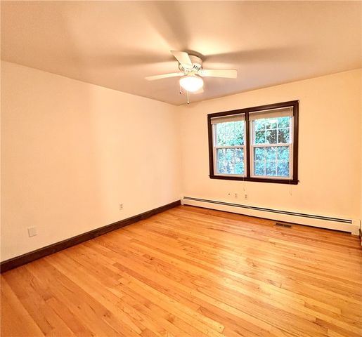 55 Nightingale Avenue, Warwick, RI 02889