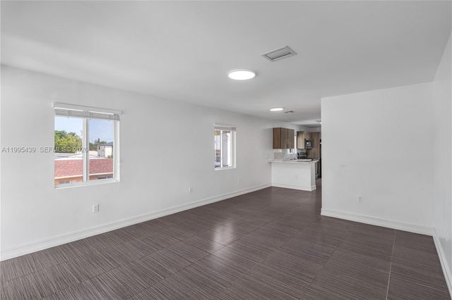 2132 NW 47th St 2132, Miami, FL 33142