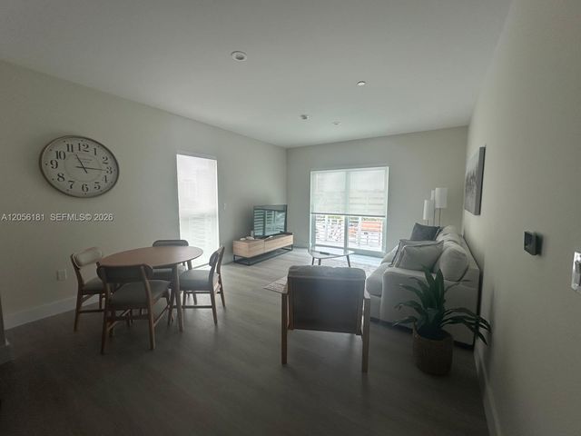1938 Jackson Street 502, Hollywood, FL 33020