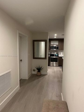 1938 Jackson Street 502, Hollywood, FL 33020