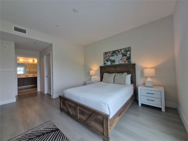 1938 Jackson Street 502, Hollywood, FL 33020