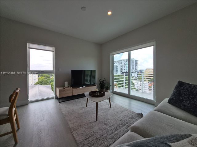 1938 Jackson Street 502, Hollywood, FL 33020