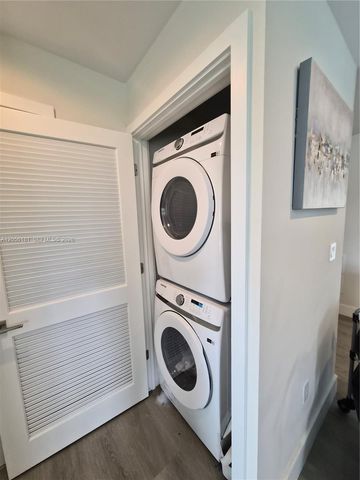 1938 Jackson Street 502, Hollywood, FL 33020