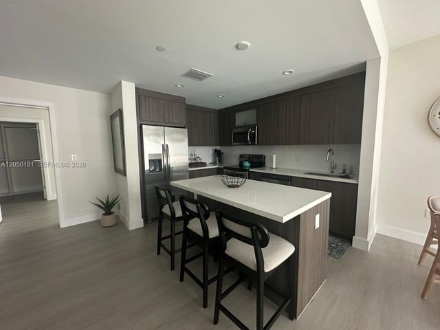 1938 Jackson Street 502, Hollywood, FL 33020