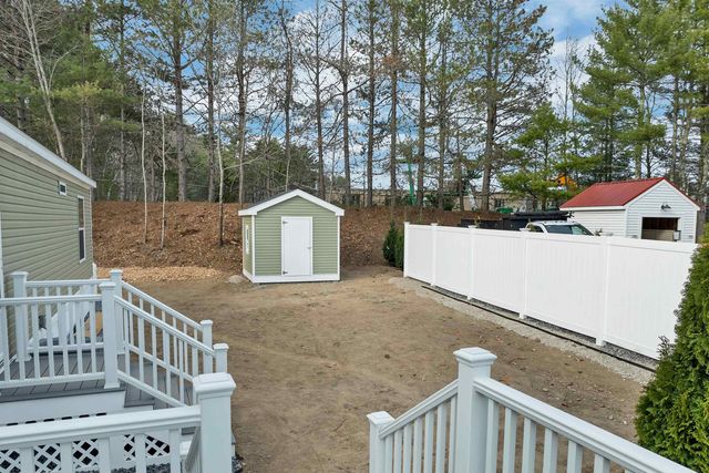 1 Granite Drive, North Hampton, NH 03862