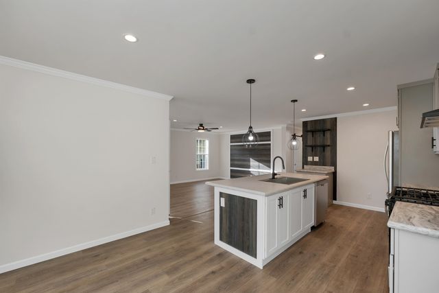 1 Granite Drive, North Hampton, NH 03862