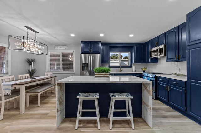 1314 Holly Dr., North Myrtle Beach, SC 29582