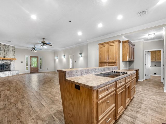2600 Euell Road, Crosby, TX 77532