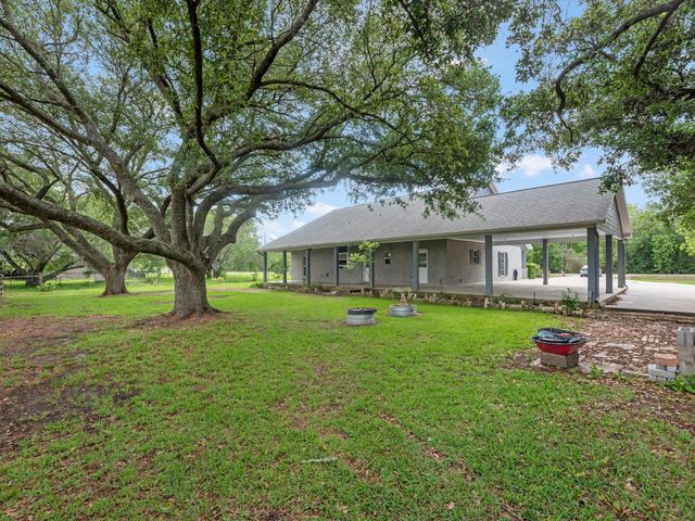 2600 Euell Road, Crosby, TX 77532