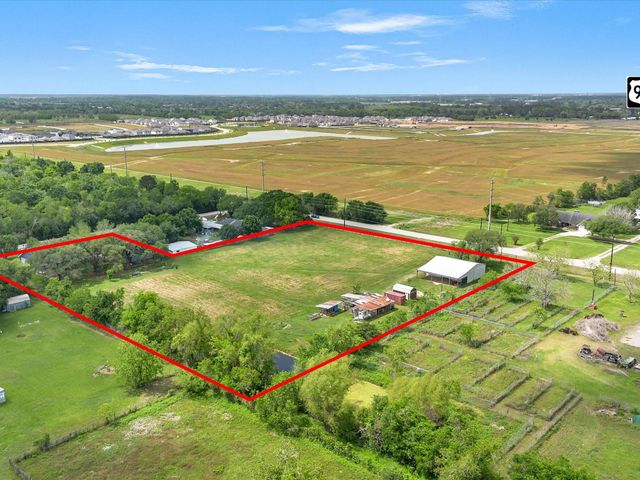 2600 Euell Road, Crosby, TX 77532