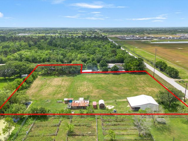 2600 Euell Road, Crosby, TX 77532