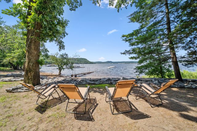 306 Cove Road, Troy Twp, WI 54016