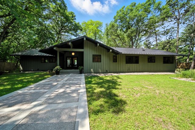 306 Cove Road, Troy Twp, WI 54016