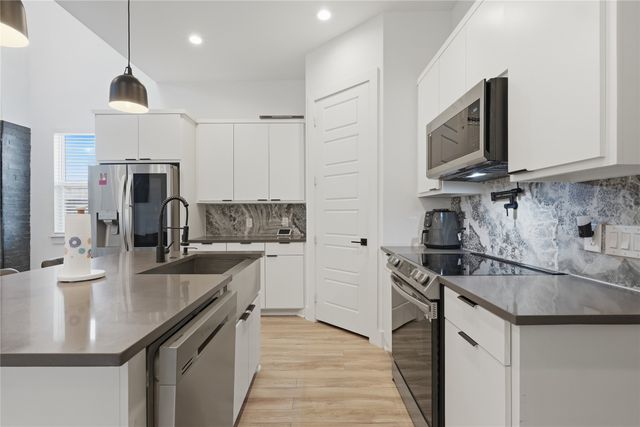 3316 Nomas Street, Dallas, TX 75212