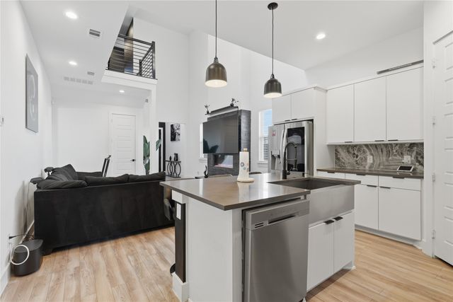 3316 Nomas Street, Dallas, TX 75212