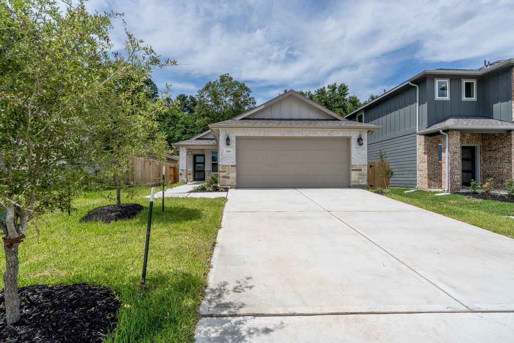 344 Willow Sage Court, Conroe, TX 77316