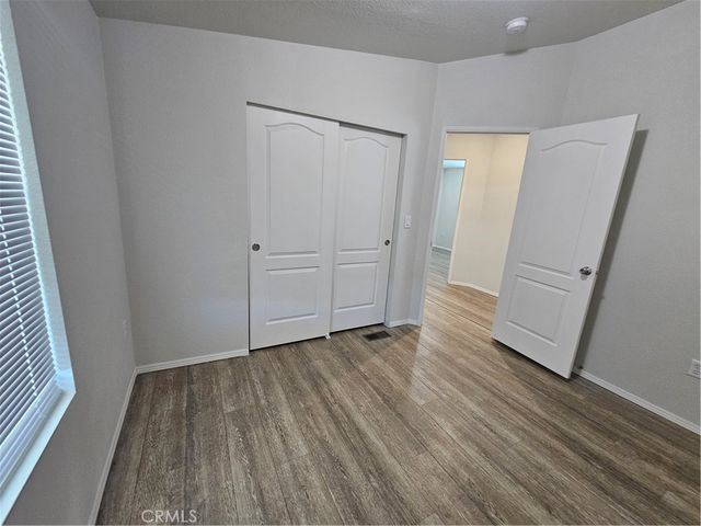 999 S Santa Fe Avenue 66, San Jacinto, CA 92583