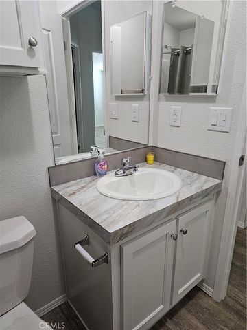 999 S Santa Fe Avenue 66, San Jacinto, CA 92583
