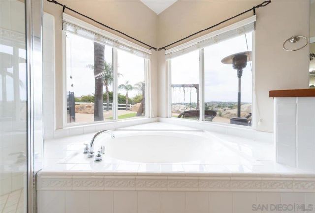 31264 North Star, Valley Center, CA 92082