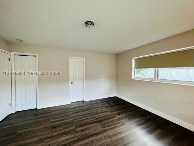 1931 NE 55th Ct, Fort Lauderdale, FL 33308