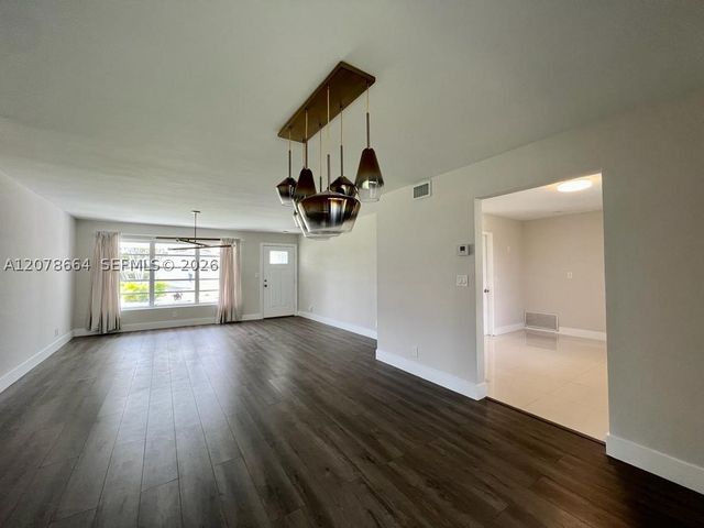 1931 NE 55th Ct, Fort Lauderdale, FL 33308