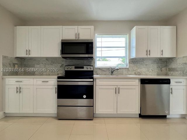 1931 NE 55th Ct, Fort Lauderdale, FL 33308