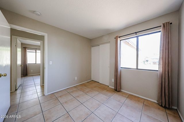 8517 W COLLEGE Drive, Phoenix, AZ 85037