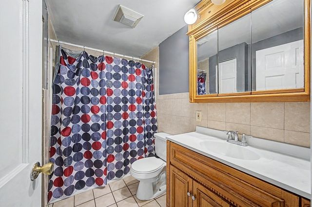 35 Longworth Avenue 12, Brockton, MA 02301