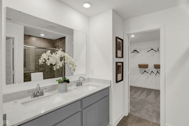 8771 Alexander Rdg Drive, Mccordsville, IN 46055