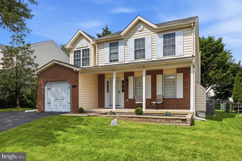 2128 BARLEY DR, QUAKERTOWN, PA 18951 — exterior