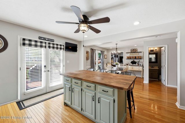 11708 Saratoga Woods Ct, Louisville, KY 40299