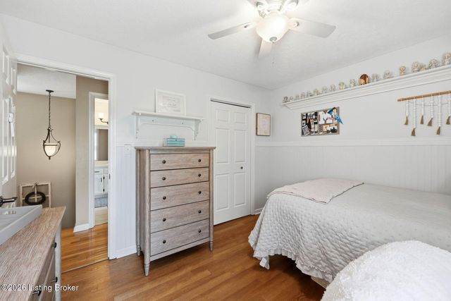 11708 Saratoga Woods Ct, Louisville, KY 40299