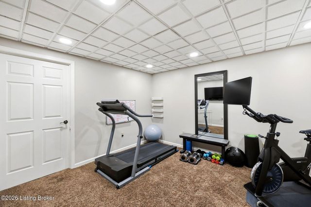 11708 Saratoga Woods Ct, Louisville, KY 40299