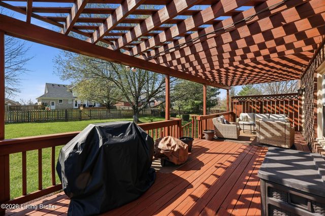 11708 Saratoga Woods Ct, Louisville, KY 40299