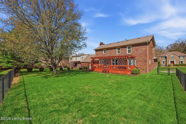 11708 Saratoga Woods Ct, Louisville, KY 40299