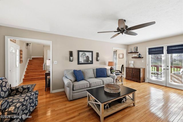 11708 Saratoga Woods Ct, Louisville, KY 40299