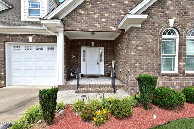 140 Bridgeport Court, Rocky Mount, NC 27804