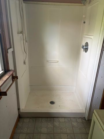 190 Leavitt Road, Belmont, NH 03220