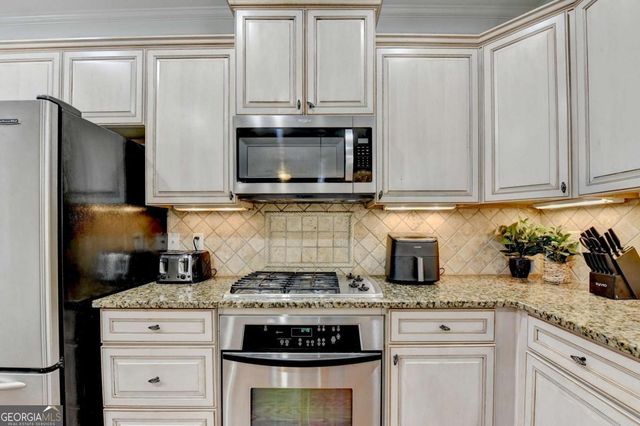 3013 Amberglen Court, Cumming, GA 30040