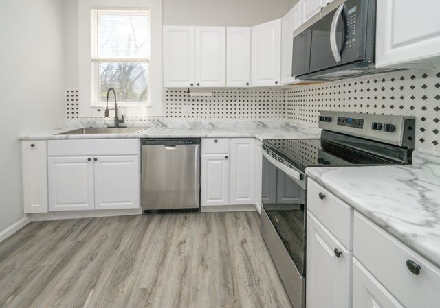 1446 Garvey Avenue, Elsmere, KY 41018