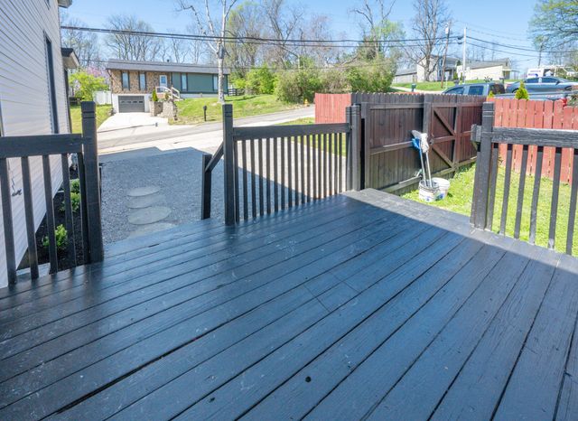 1446 Garvey Avenue, Elsmere, KY 41018